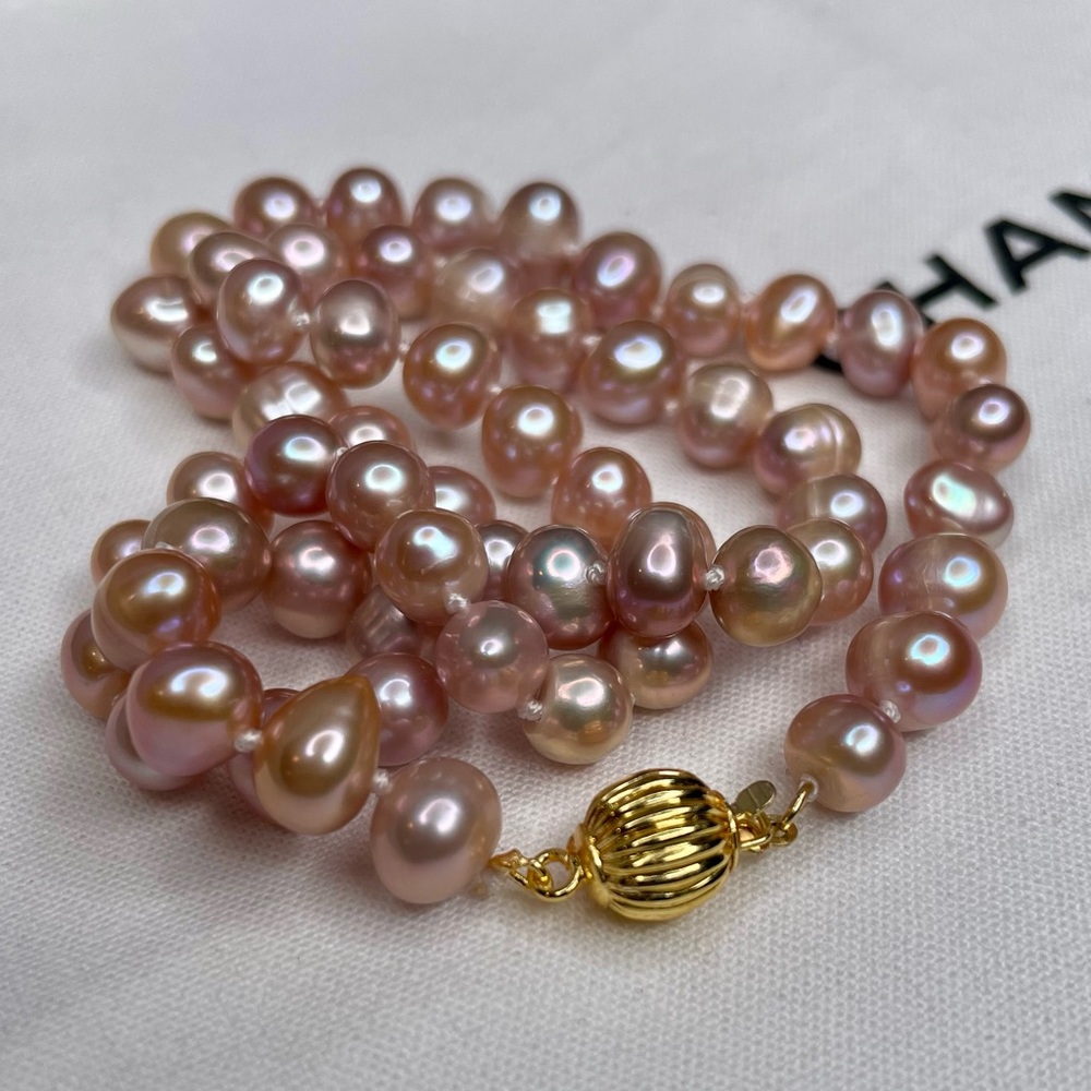 18” Natural Blush Pink Freshwater Pearl Necklace w/ Gold Clasp - Picture 6 of 6